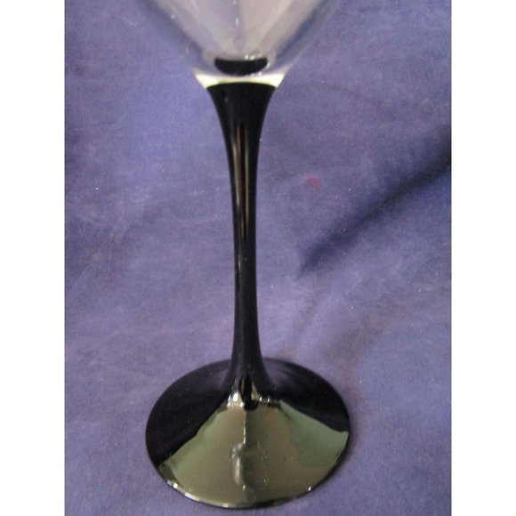 Black Stem Claret Wine Glasses A Pair Cristal DArques Domino Signature France EU - Picture 8 of 16